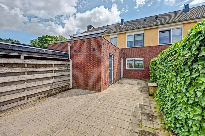 Tussenwoning te koop: Amerstraat 80, Winterswijk-Noordoost Winterswijk
