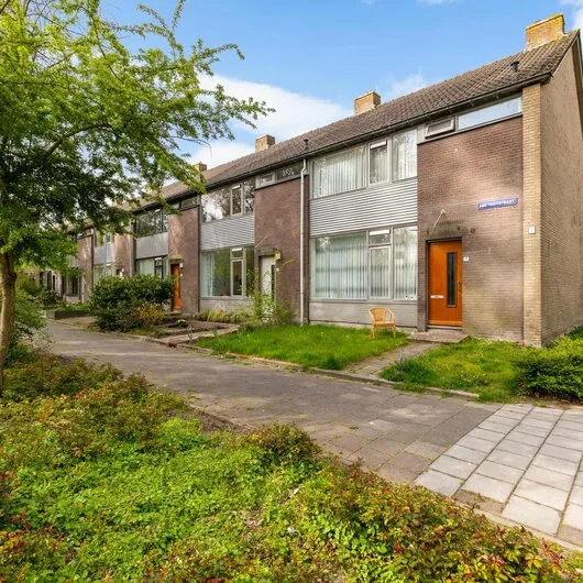 Tussenwoning te koop: Amethiststraat 3, Vinkhuizen-Noord Groningen