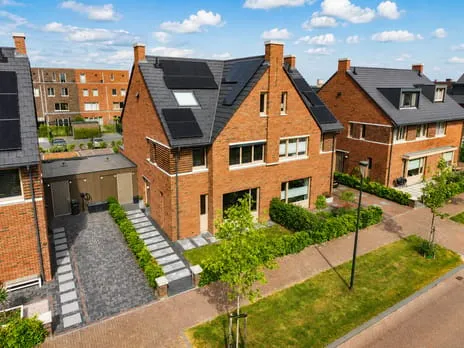 Tussenwoning te koop: Ammerzodenlaan 51, Laakse Tuinen Amersfoort