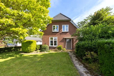 Detached house for sale: Ammerzodenseweg 39, Verspreide huizen in het bouwgebied Hedel