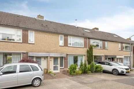Tussenwoning te koop: Ampèrestraat 7, Oosterhout (Nb)