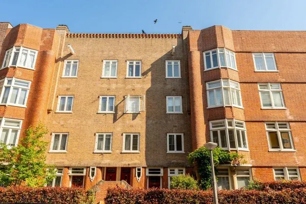 Appartement te koop: Amsteldijk 1, Hemonybuurt Amsterdam