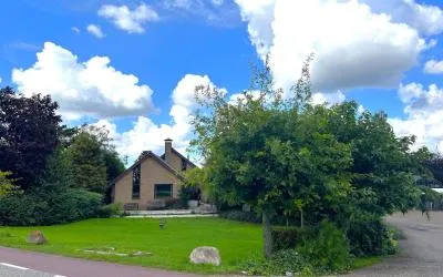 Vrijstaande woning te koop: Amsteldijk Zuid 73C, Nes aan de Amstel Amstelveen