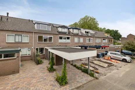 Terraced house for sale: Amsteloord 52, Molenvliet-Oost Woerden
