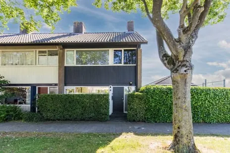 Hoekwoning te koop: Amstenradestraat 4, Ypelaar Breda