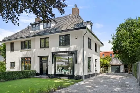 Vrijstaande woning te koop: Amsterdamseweg 52, Zeeheldenbuurt Ede