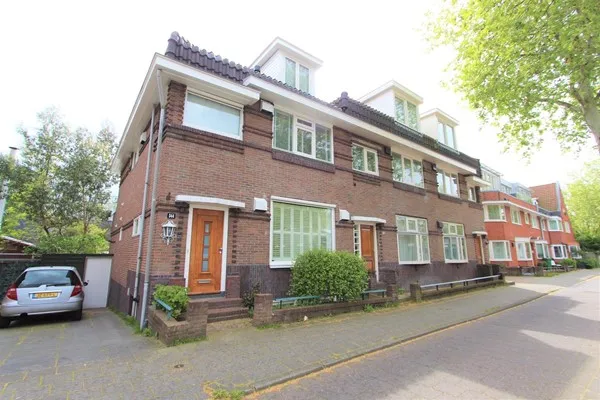 Terraced house for rent: Amsterdamseweg 542, Randwijck West Amstelveen