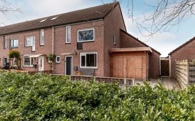 Hoekwoning te koop: Amsterdamweg 46, Almere