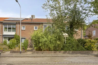 Tussenwoning te koop: Ananasstraat 12, Hees Nijmegen