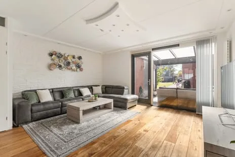 Terraced house for sale: Anderiesenstraat 2, Van Tijenbuurt Amsterdam