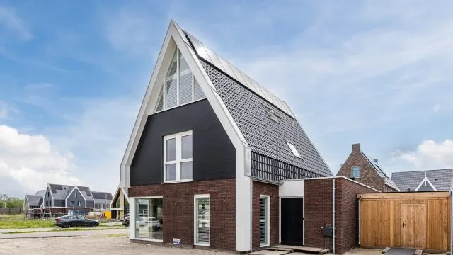 Twee-onder-één-kap te koop: Andoorn 33, Assendelft