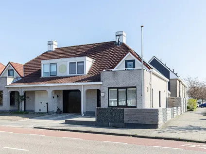 Twee-onder-één-kap te koop: Andoornlaan 14, Oostdonk Papendrecht
