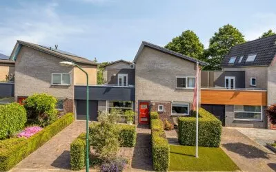 Tussenwoning te koop: Andoornweg 37, De Stoof Grave