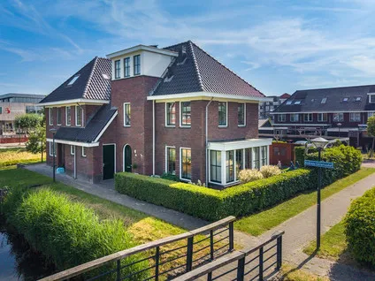 Semi-detached for sale: Andreas Cellariushof 2, Bangert en Oosterpolder - Buurt 35 04 Zwaag