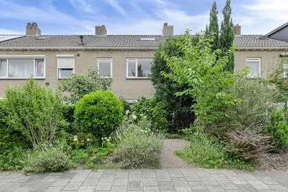 Tussenwoning te koop: Andreasstraat 5, Overakker Breda