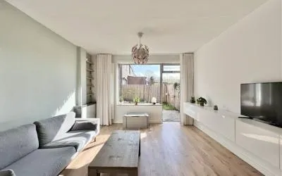 Tussenwoning te huur: Andries Snoekstraat 27, Jacques Veltmanbuurt Amsterdam