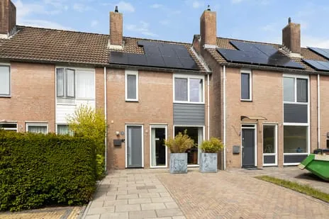 Tussenwoning te koop: Andringastate 27, Camminghaburen-Noord Leeuwarden