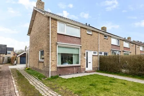 Hoekwoning te koop: Andringastrjitte 14, Marsum Marsum