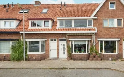 Tussenwoning te koop: Anemonenstraat 21, Santpoort-Noord