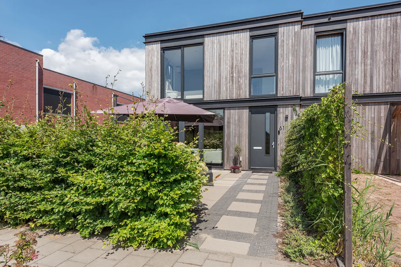 Tussenwoning te koop: Anemoonlaan 61, De Kwakel