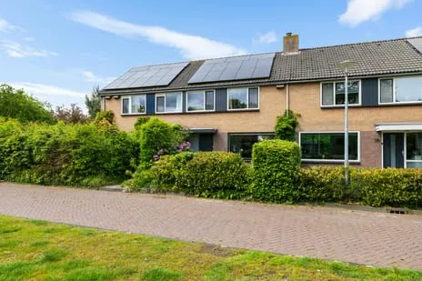 Tussenwoning te koop: Anemoonweg 38, Paterswolde Paterswolde