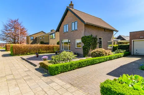 Twee-onder-één-kap te koop: Anjelierstraat 28, Noord Heerenveen