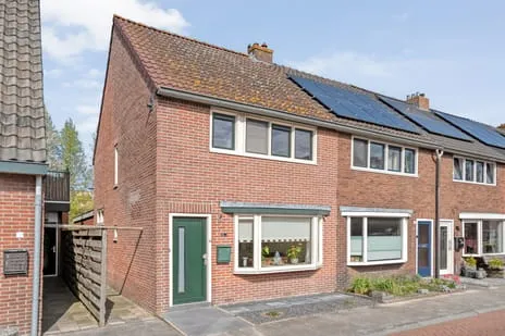 Corner house for sale: Anjelierstraat 3, Bloemenbuurt Meppel