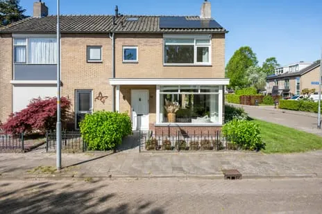 Twee-onder-één-kap te koop: Anjerlaan 2, Hoevelaken-Stoutenburgerlaan-Oost Hoevelaken