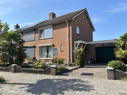 Hoekwoning te koop: Anjerstraat 7, Steenbergen-Zuid Steenbergen