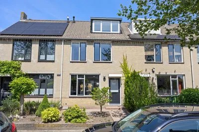 Terraced house for sale: Anjervallei 87, Maasvallei 'S-Hertogenbosch