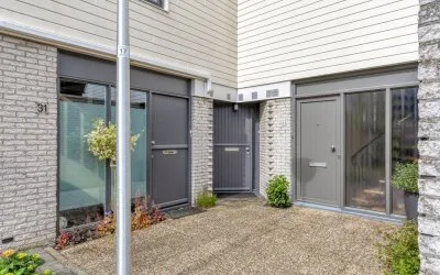 Tussenwoning te koop: Anjerveld 32, Tuinwijk Bergen Op Zoom