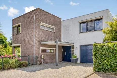 Vrijstaande woning te koop: Anna Blamanstraat 8, St. Antoniusveld Venray