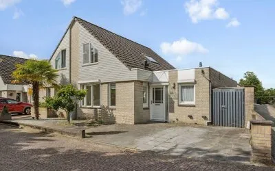 Hoekwoning te koop: Anna van Asseldonkhof 20, De Staatsliedenbuurt 'S-Hertogenbosch