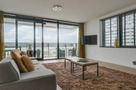 Appartement te huur: Anna van Buerenplein 166, Rivierenbuurt-Noord 'S-Gravenhage