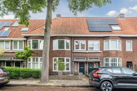 Tussenwoning te koop: Anna van Engelandstraat 21, Eliasterrein, Vonderkwartier Eindhoven