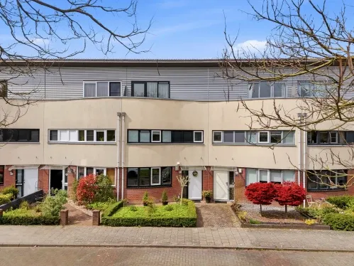 Tussenwoning te koop: Anna de Waallaan 45, De Enk Zutphen