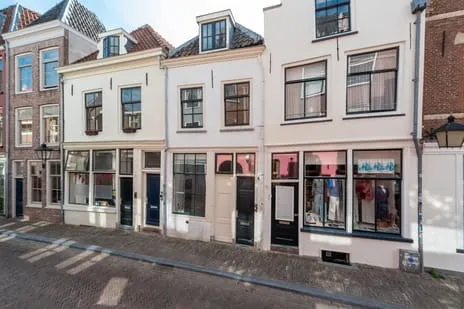 Tussenwoning te koop: Annastraat 3, Domplein, Neude, Janskerkhof Utrecht
