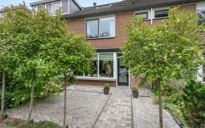 Tussenwoning te koop: Anne Franklaan 30, Bilthoven