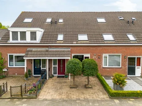 Tussenwoning te koop: Anne Frankstraat 14, Kudelstaart Kudelstaart