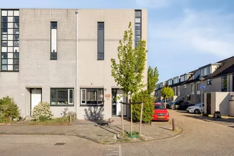Hoekwoning te koop: Anne Frankweg 20, Kloosterhof Leiden