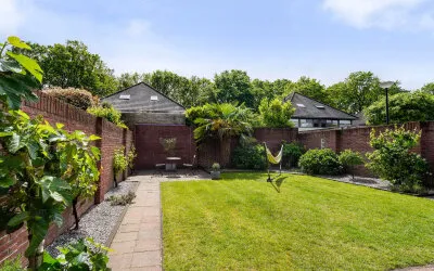 Hoekwoning te koop: Annie M.G. Schmidtplein 15, Zanddonk Waalwijk