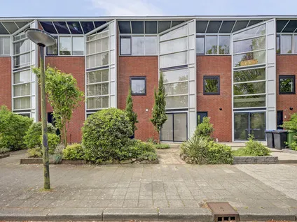 Tussenwoning te koop: Annie Romein-Verschoorkade 14, Vaart Noord Vlaardingen