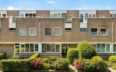 Tussenwoning te koop: Annie Romeinsingel 26, Dobbewijk-Zuid Leiden