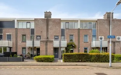 Tussenwoning te koop: Annie Mankes-Zernikestraat 11, Hoofddorp Toolenburg Oost Hoofddorp
