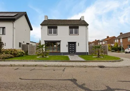 Vrijstaande woning te koop: Ansfriedstraat 3, Thorn
