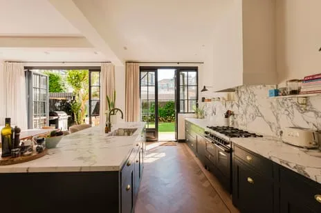 Appartement te koop: Anthonie van Dijckstraat 11H, Minervabuurt-Midden Amsterdam