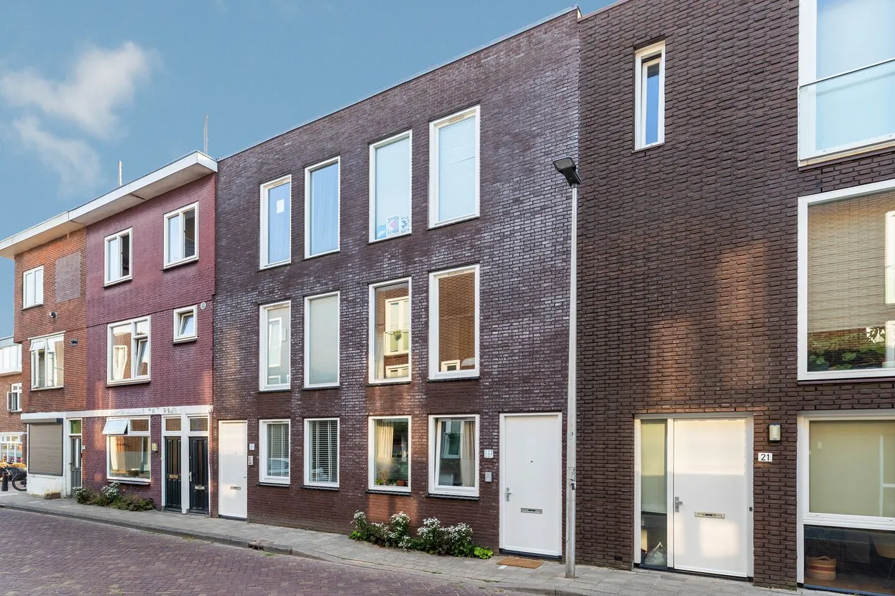 Studio te koop: Anthoniedijk 23A, Utrecht