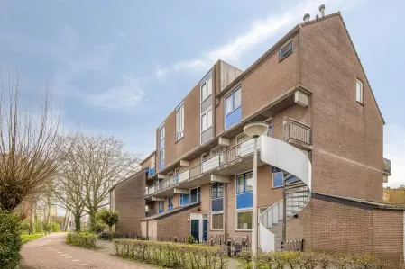 Appartement te koop: Anthonis van der Nootstraat 55, Spijkenisse