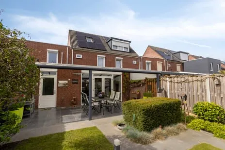 Tussenwoning te koop: Anthony Edenstraat 21, Herten Herten