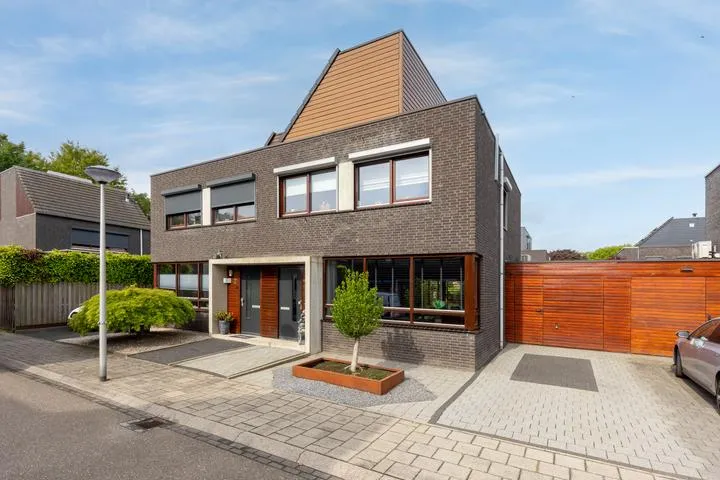 Woning te koop: Anton van Duinkerkenstraat, Baandert Sittard
